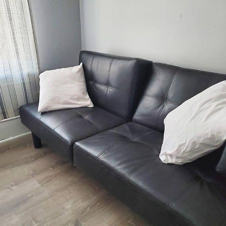 1 Bdrm Apartment With 2 Queen Beds & Small Kitchenette Filadelfia Exterior foto
